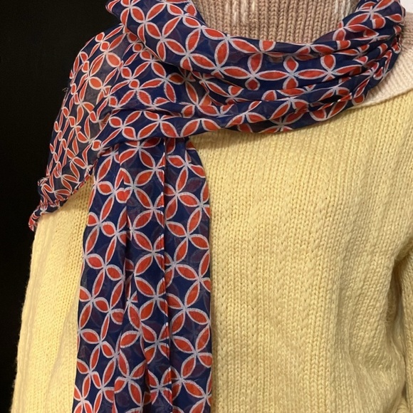 🌈 Mud Pie Pom Pom fringed India print cotton semi sheer scarf - Picture 3 of 10